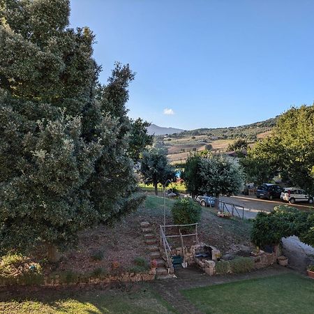 Agriturismo Il Giovannello รอคเคสตราดา ภายนอก รูปภาพ